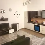 Mirko I Jela Apartamento Nin